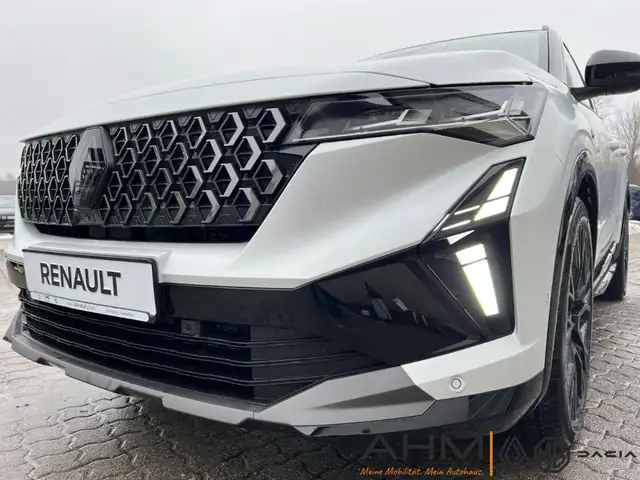 Renault Austral view 7