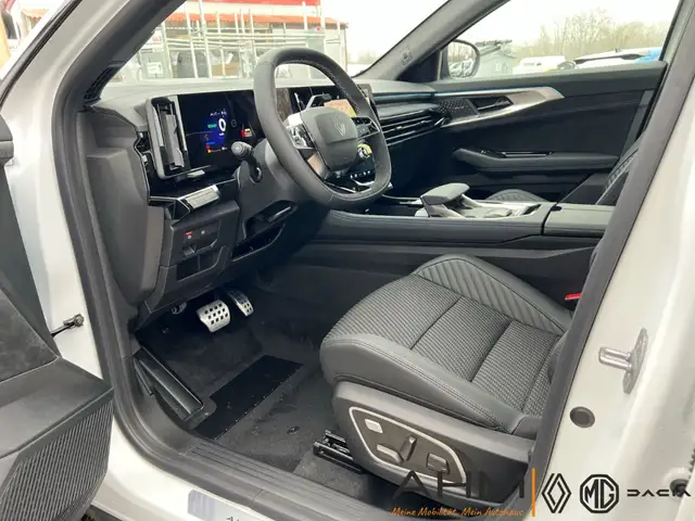 Renault Austral view 10