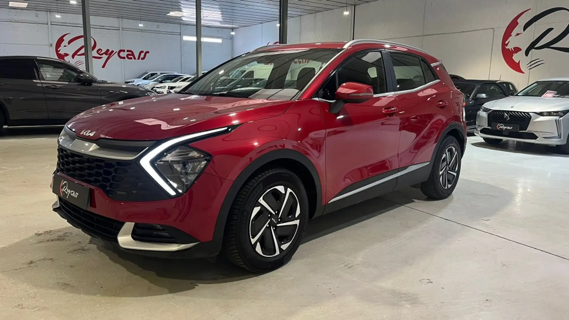 Kia Sportage 1.6 T-GDi Drive 160 Burdeos - 2