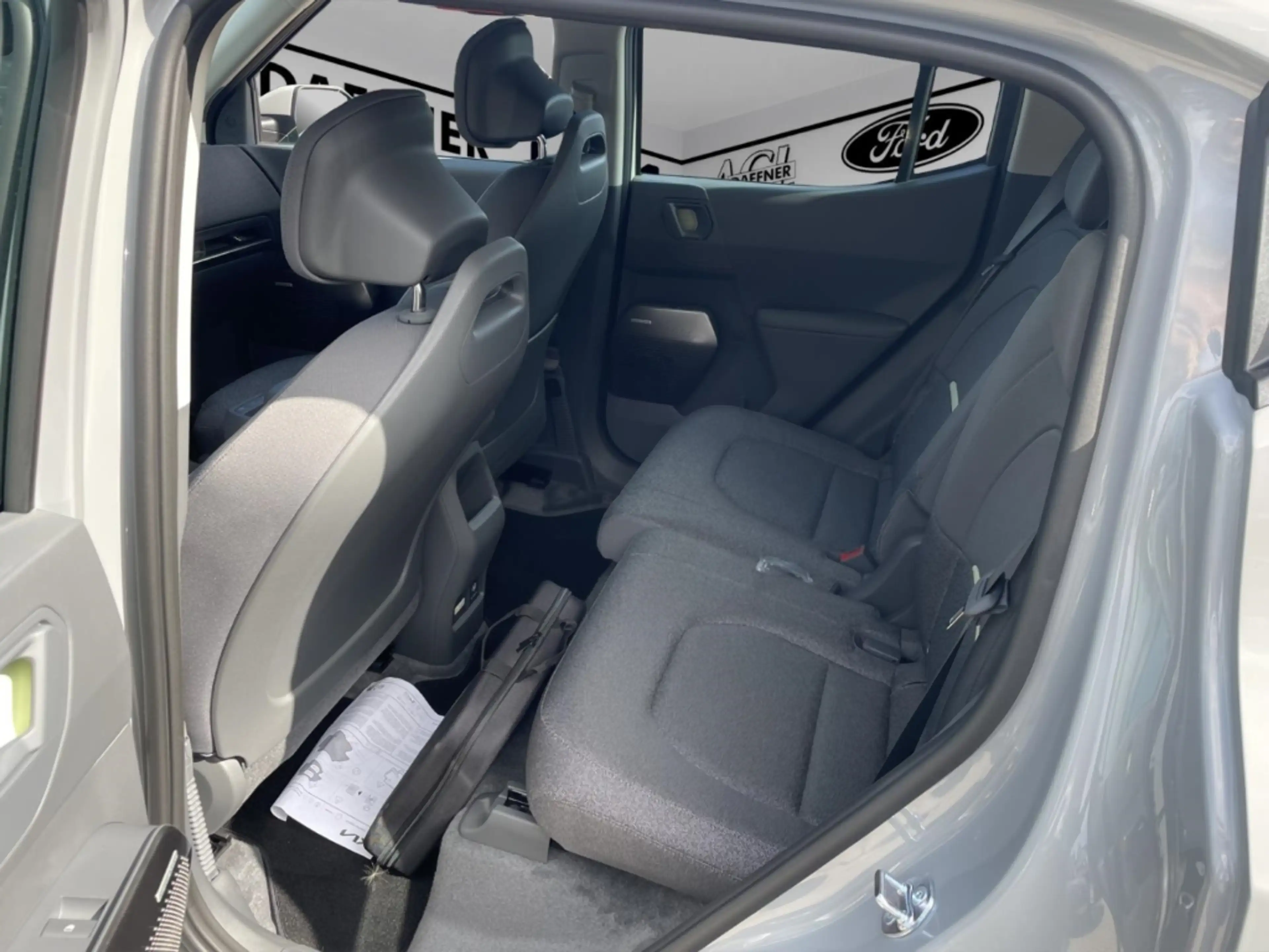 Kia EV2 108 kW Earth LED Wärmepumpe 4 Sitze Kamera — photo 10