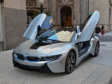 i8 11.6 kWh PHEV (266 kW)
