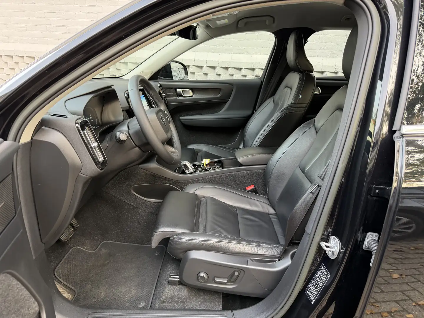 Volvo XC40 1.5 T5 Recharge Plus Bright Achteruitrijcamera Har Schwarz - 2