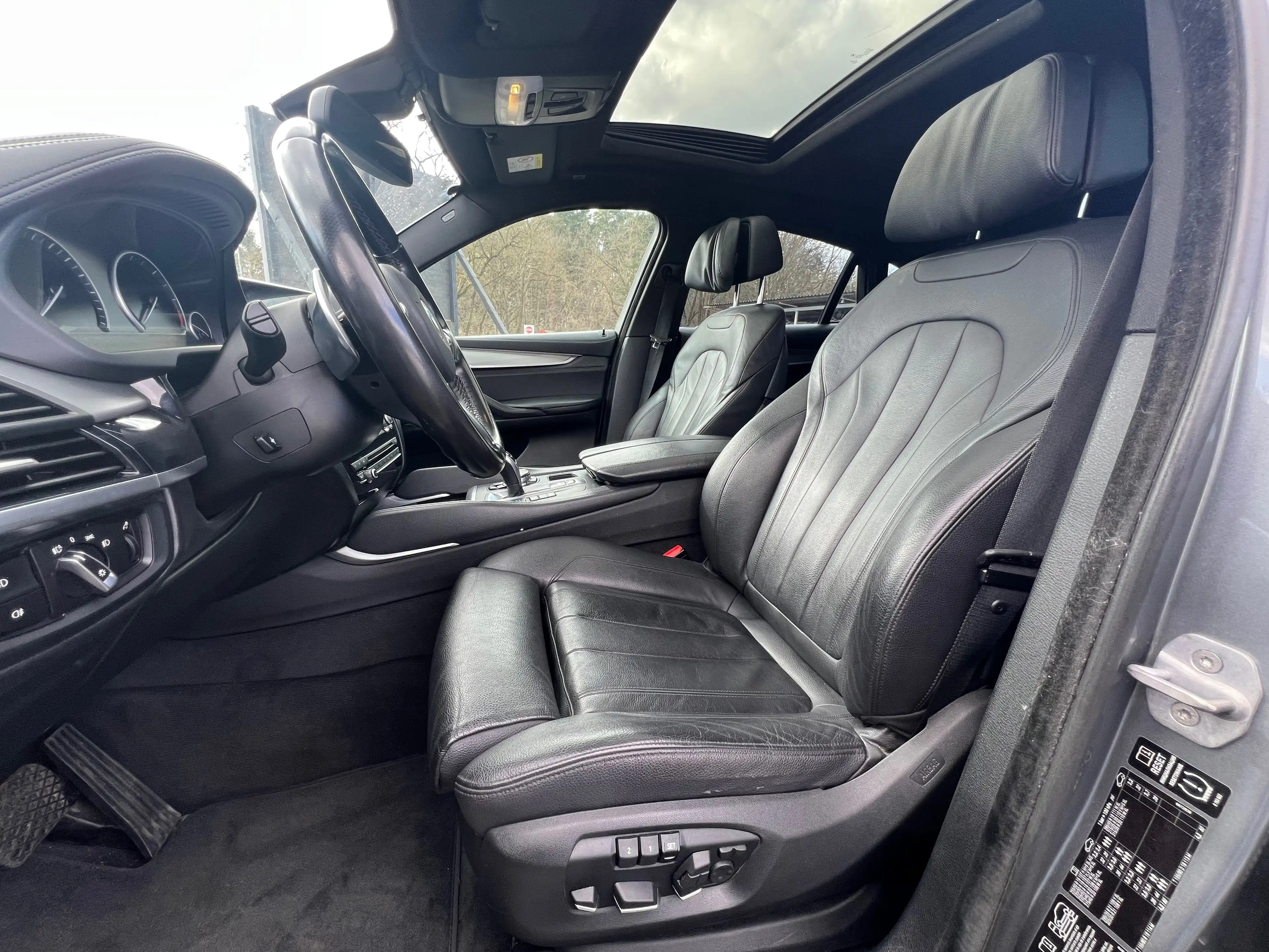 BMW X6 xDrive 40 d — photo 10