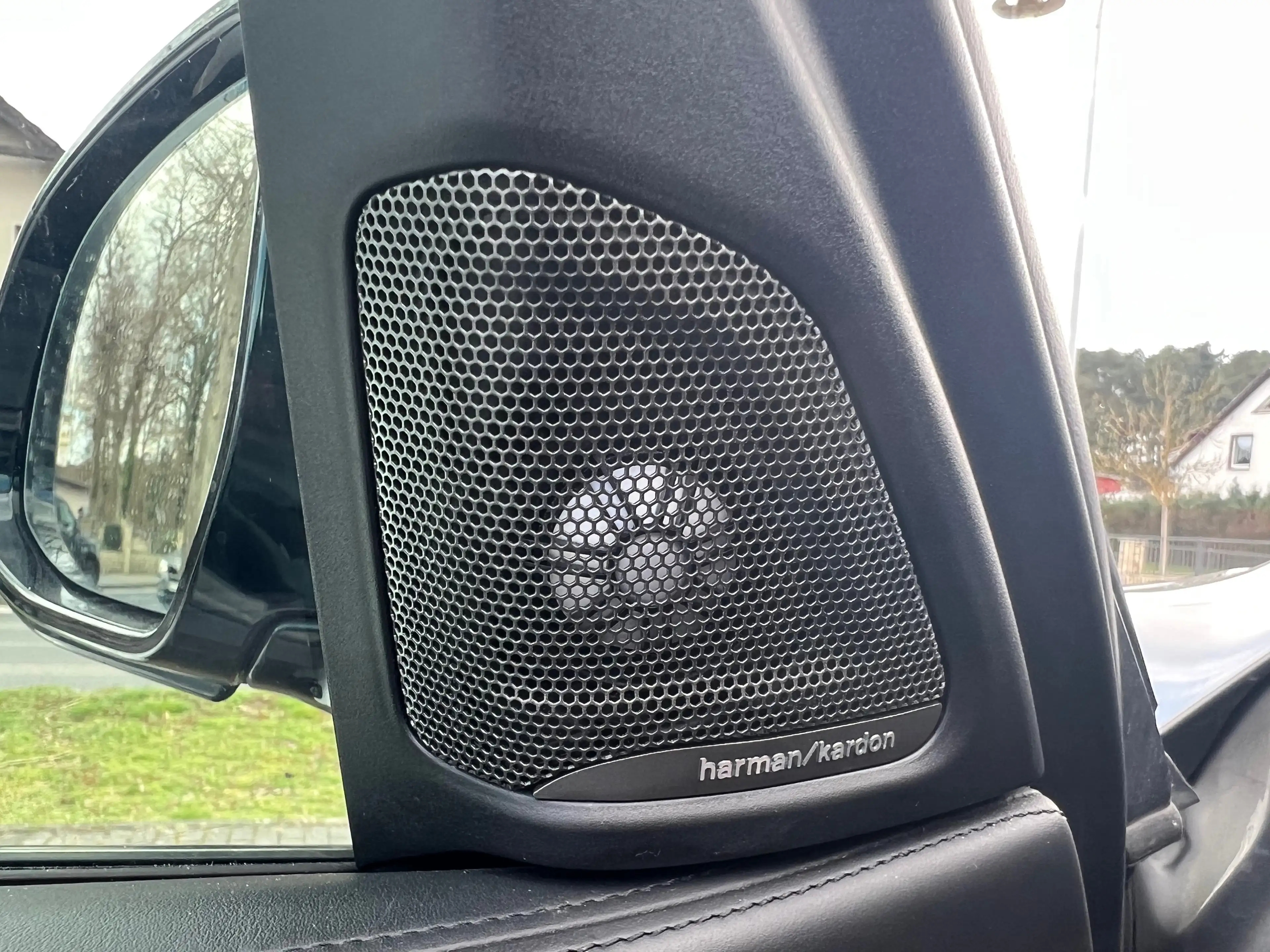 BMW X6 xDrive 40 d — photo 14