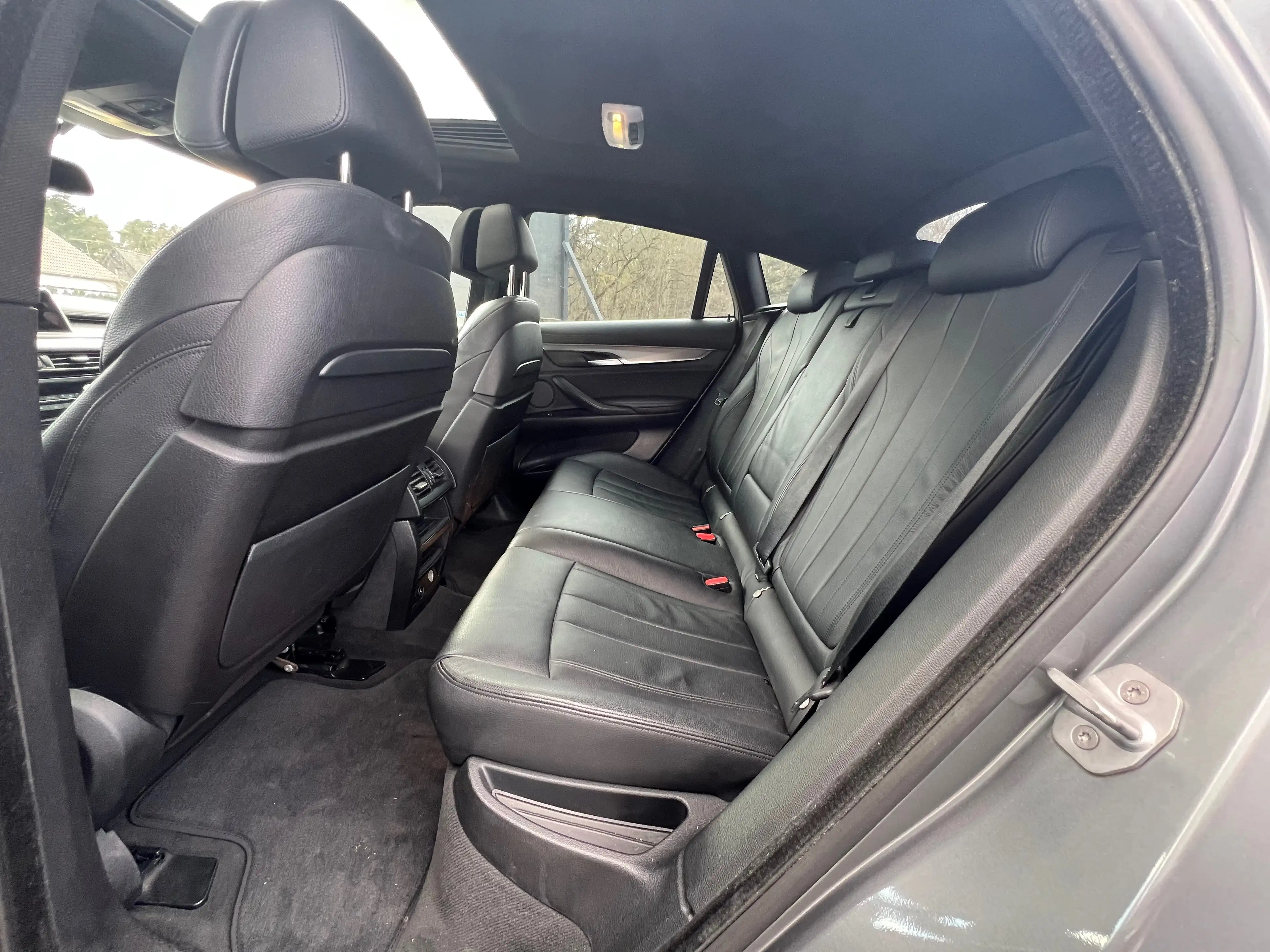 BMW X6 xDrive 40 d — photo 9