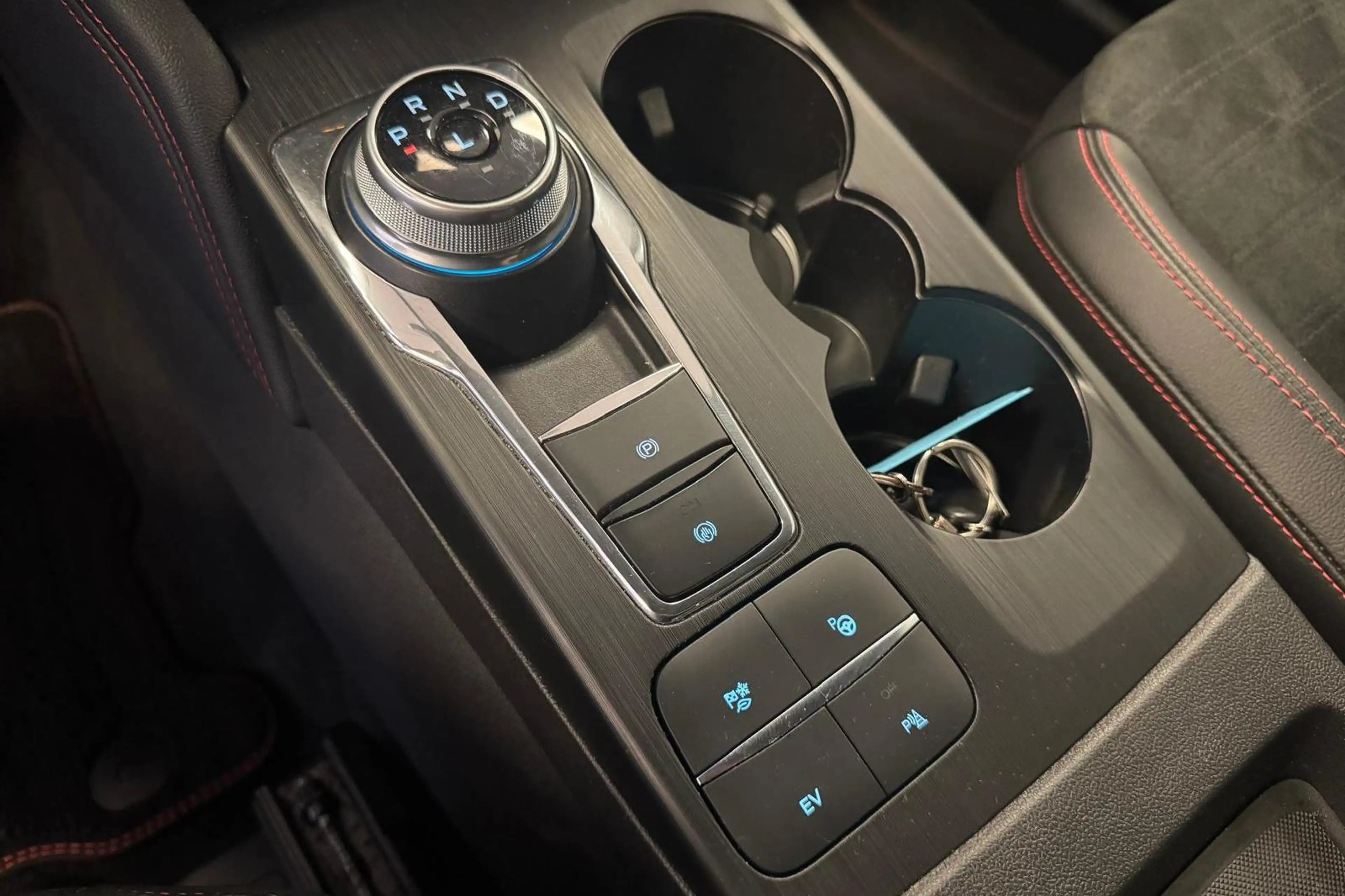Ford Kuga 2.5 PHEV ST-Line X | Adaptive Cruise | BLIS | Wint — photo 14