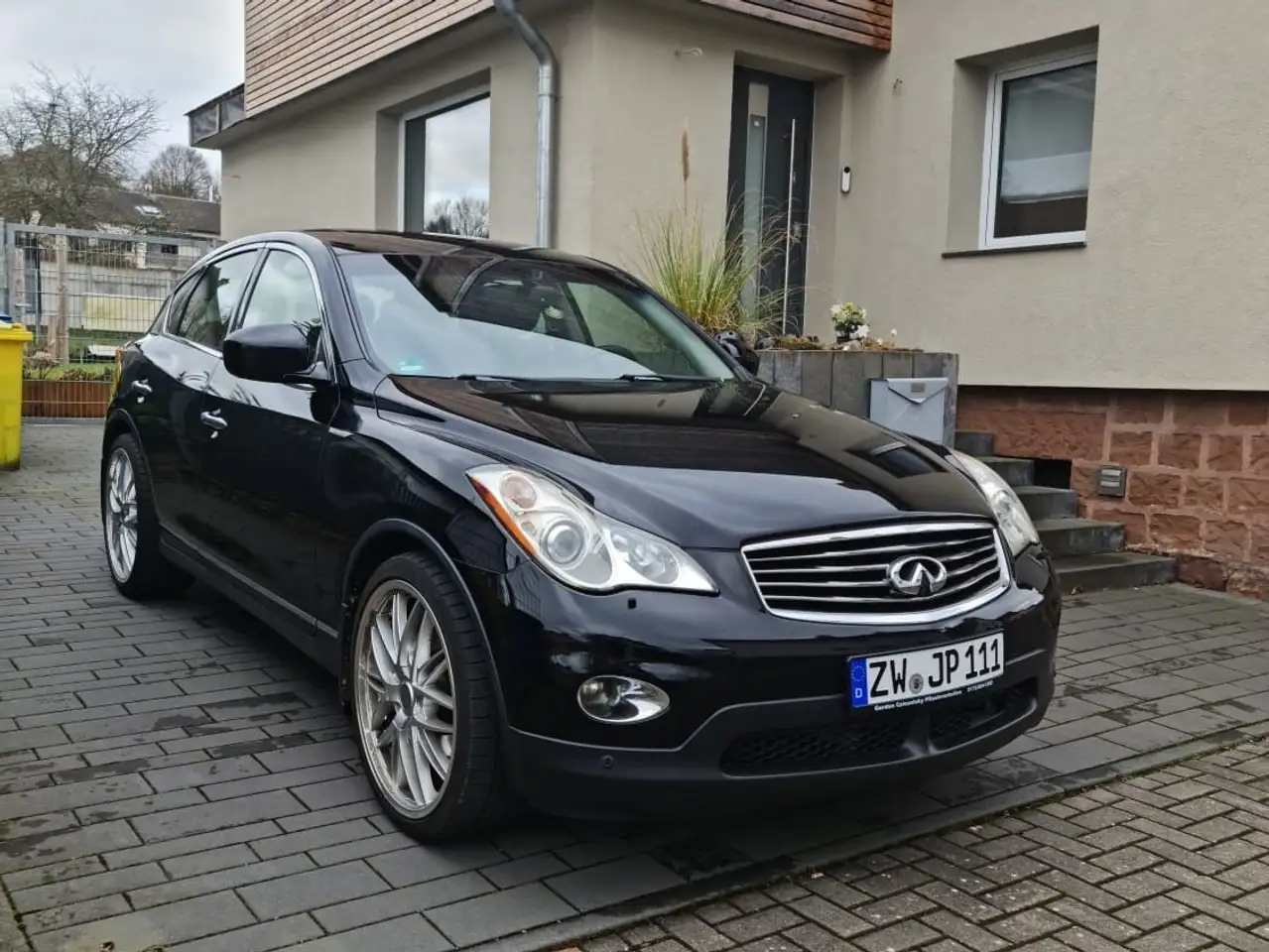 Infiniti EX35