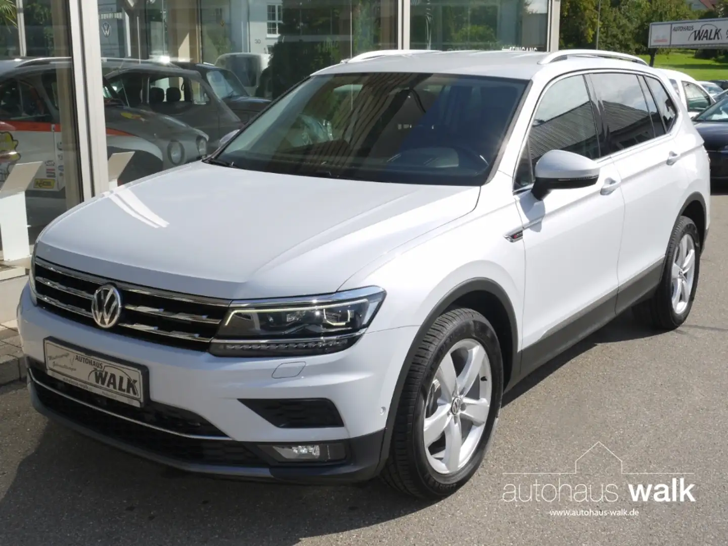 Volkswagen Tiguan Allspace 2.0 TDI DSG 4M Highline 7-S./AHK/NAVI/LED/RFK Blanc - 2