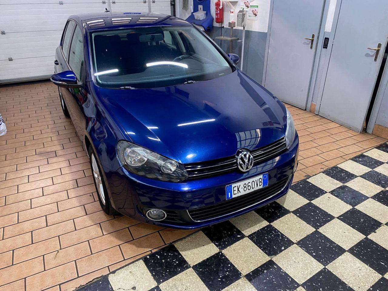 Volkswagen Golf 1.6 TDI DPF DSG 5p. Highline