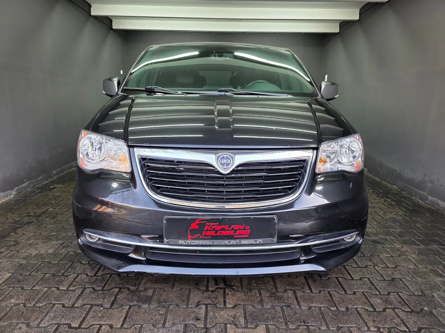 Lancia Voyager Voyager Diesel 2.8 Multijet 16v S Schwarz - 2