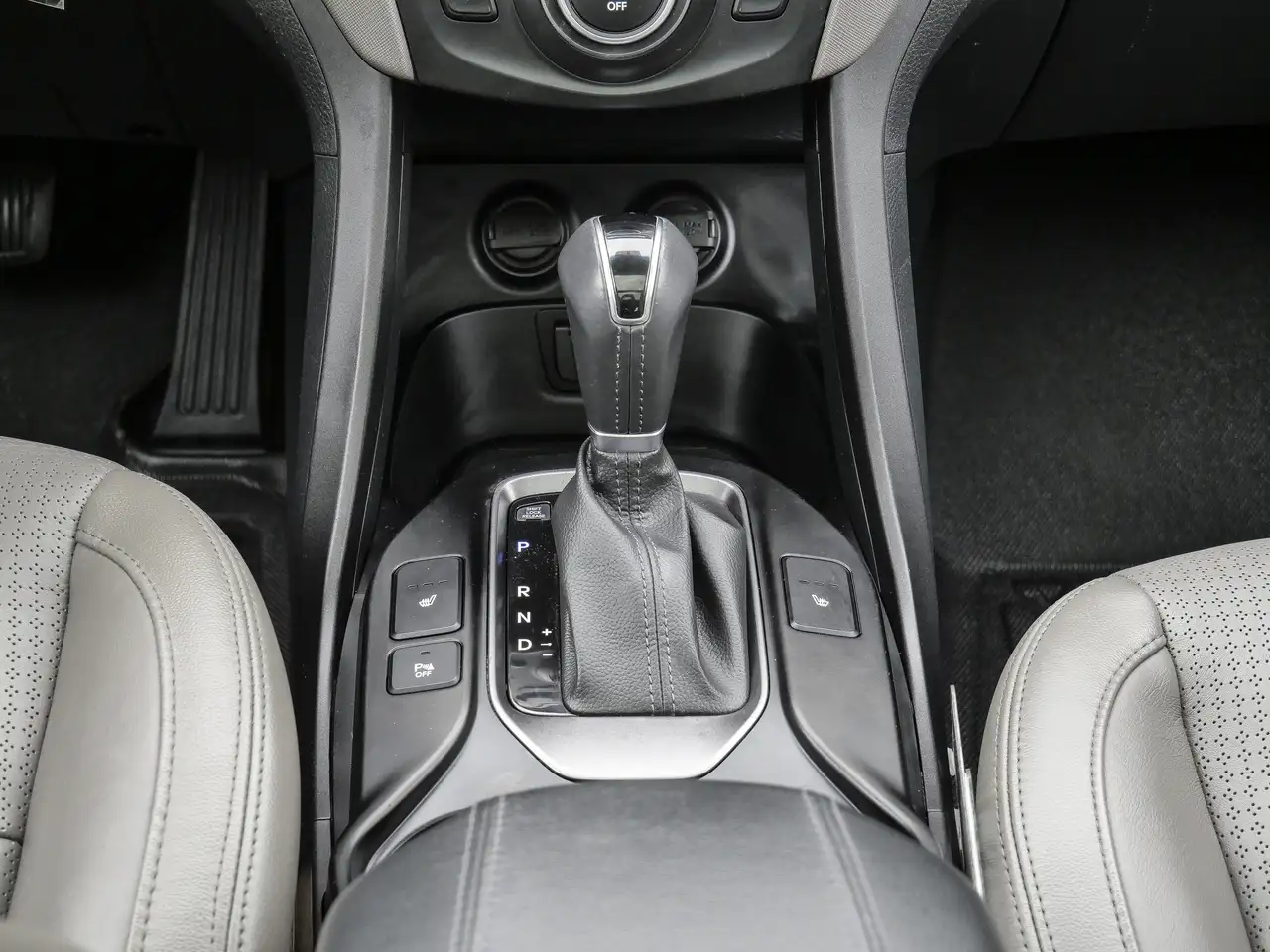 Hyundai SANTA FE снимка Hyundai SANTA FE