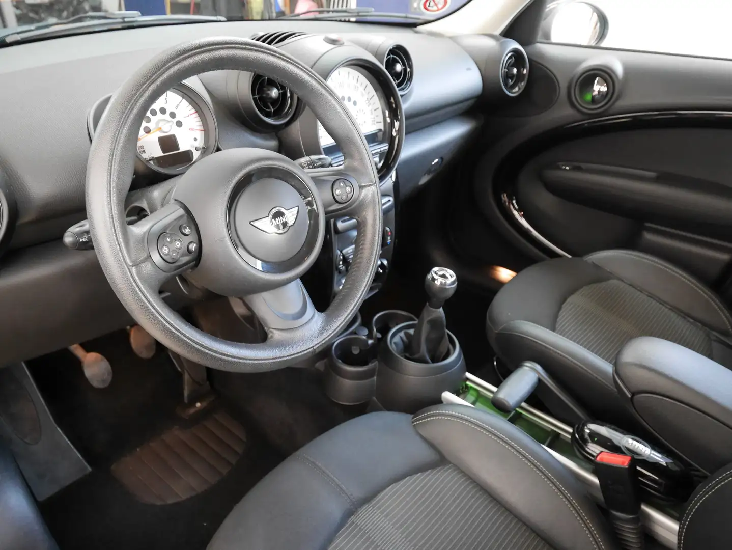 MINI Cooper Countryman Xenon, incl. 1J.GARANTIE Braun - 2