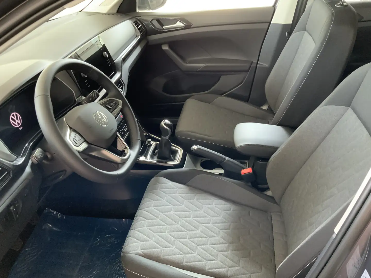 Volkswagen T-Cross 1.0 tsi Edition Plus 95cv Gris - 2