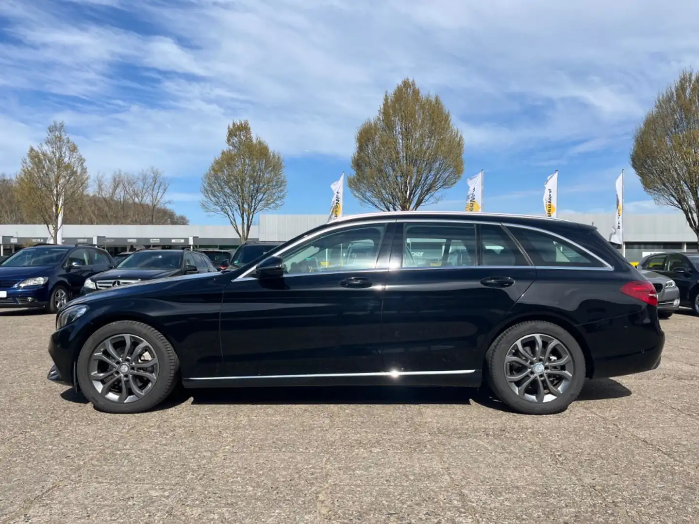 Mercedes-Benz C 220 Diesel,AutomatikScheckheft,AHK,TÜV Neu Schwarz - 2
