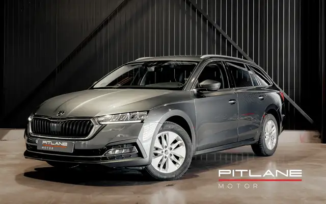 Skoda Octavia Combi 2.0 TDi LANE-ASSIST / SIEGES CHAUFF. / CARPL