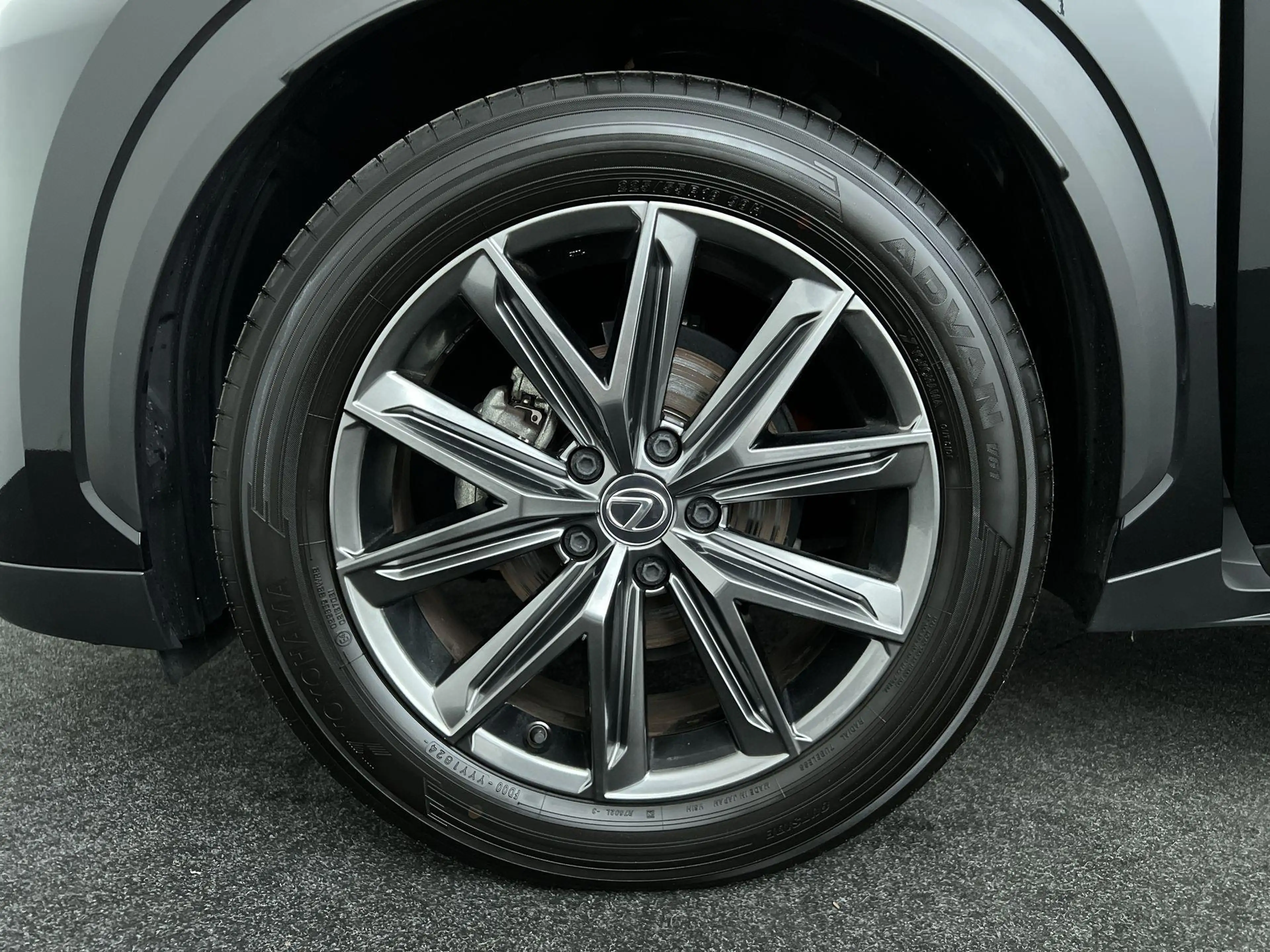 Lexus LBX 1.5 Elegant 2WD — photo 10