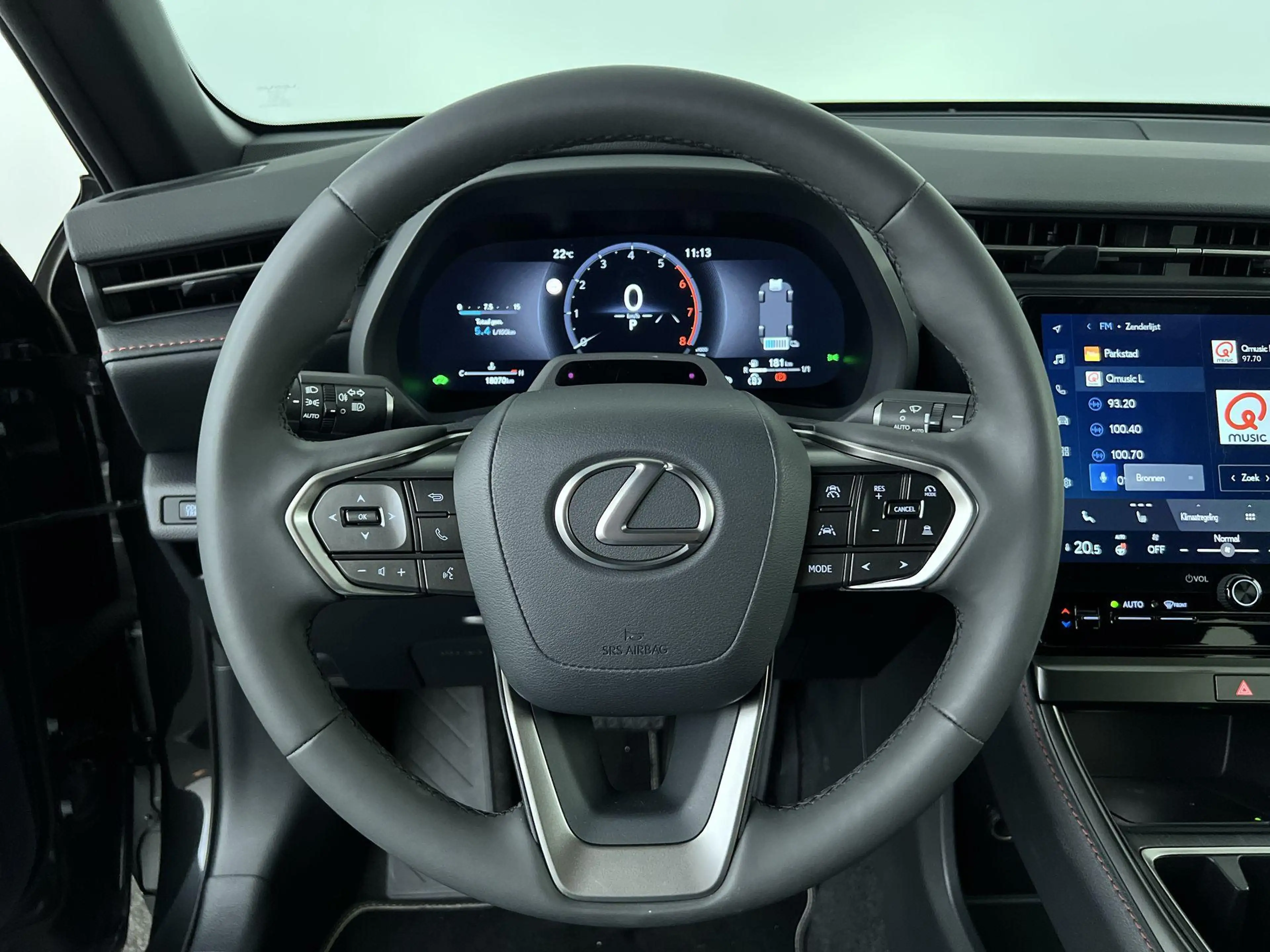 Lexus LBX 1.5 Elegant 2WD — photo 14