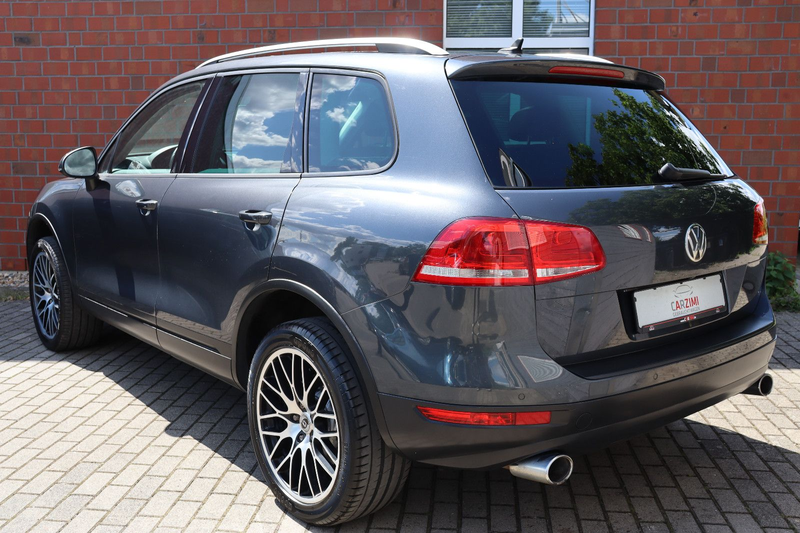 Volkswagen Touareg V6 3.0 TDI BMT Terrain Tech Leder Pano — photo 9