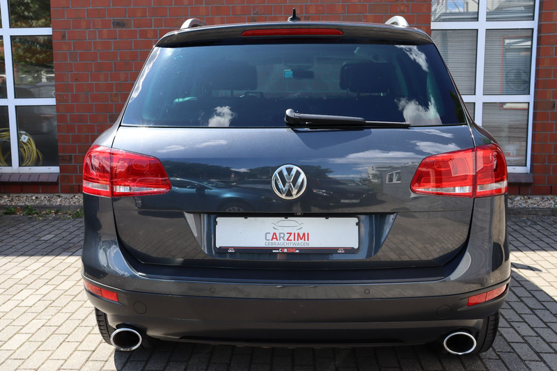Volkswagen Touareg V6 3.0 TDI BMT Terrain Tech Leder Pano — photo 8