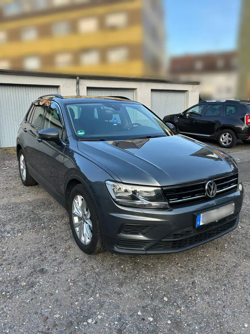 Volkswagen Tiguan Trendline BMT/Start-Stopp Grau - 2