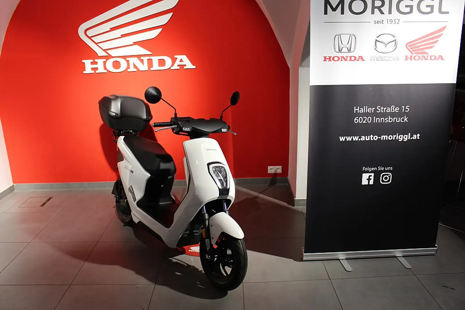 Honda EM1 e mit Top-Case Bianco - 1