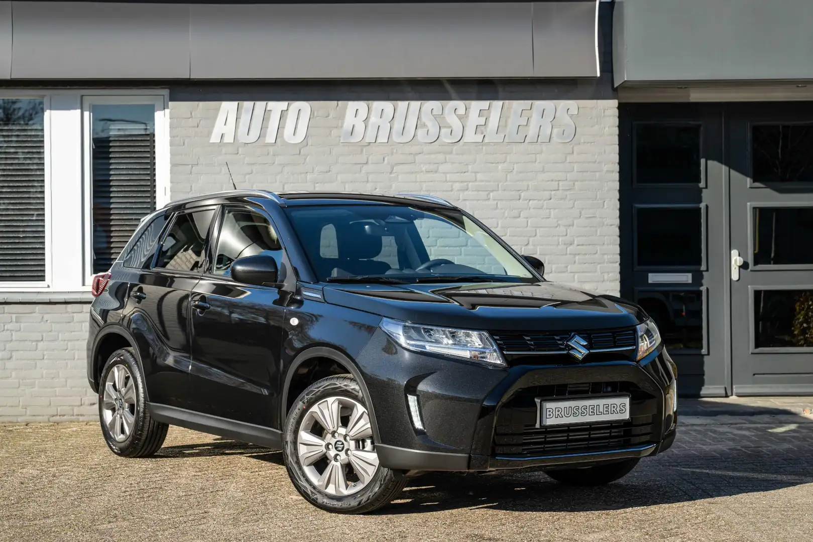 Suzuki Vitara 1.4 Boosterjet Select Smart Hybrid Nieuw model ! Z Noir - 1
