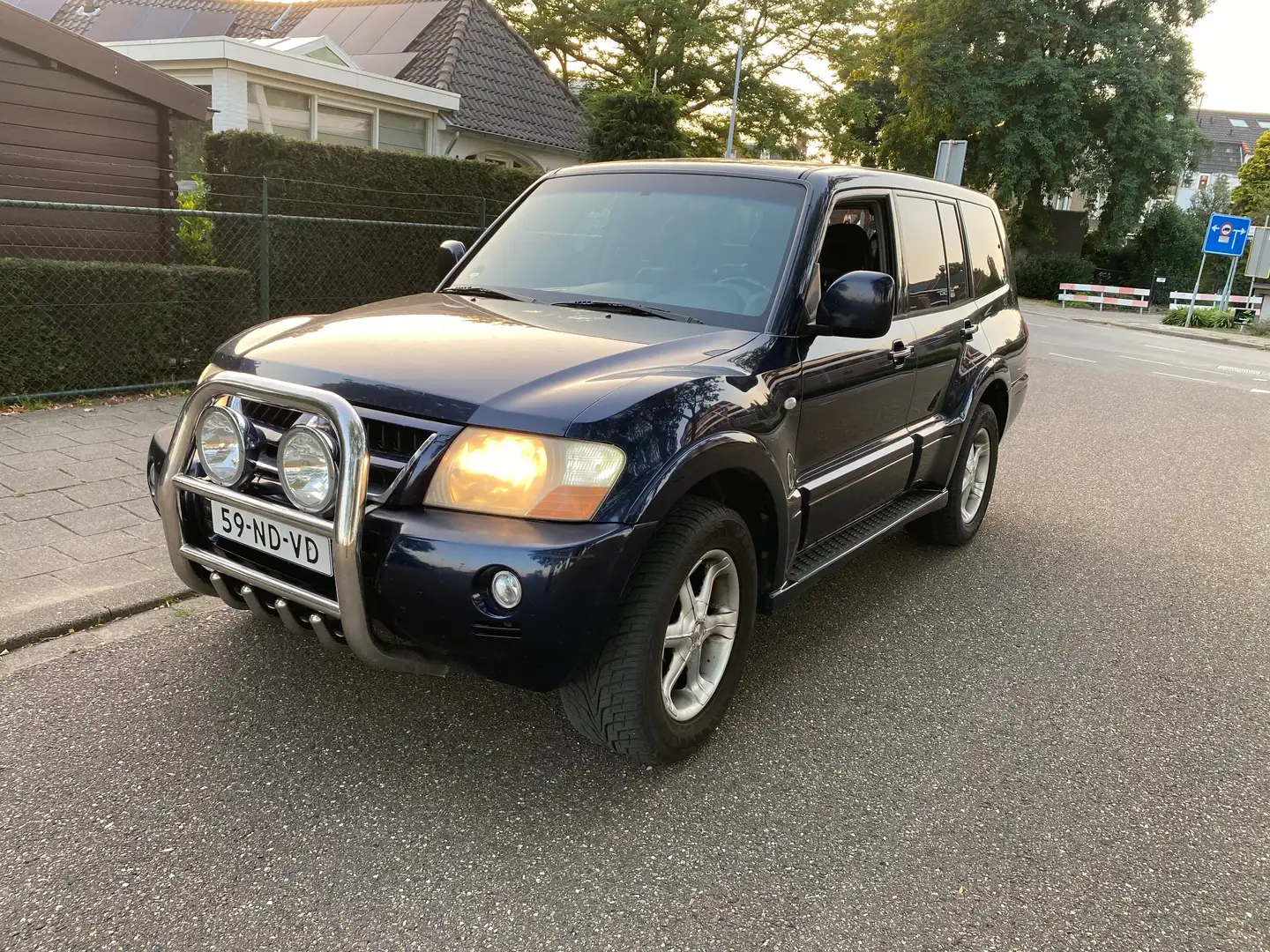 Mitsubishi Pajero Pajero 3.2 Di-D GLS LB Modrá - 1