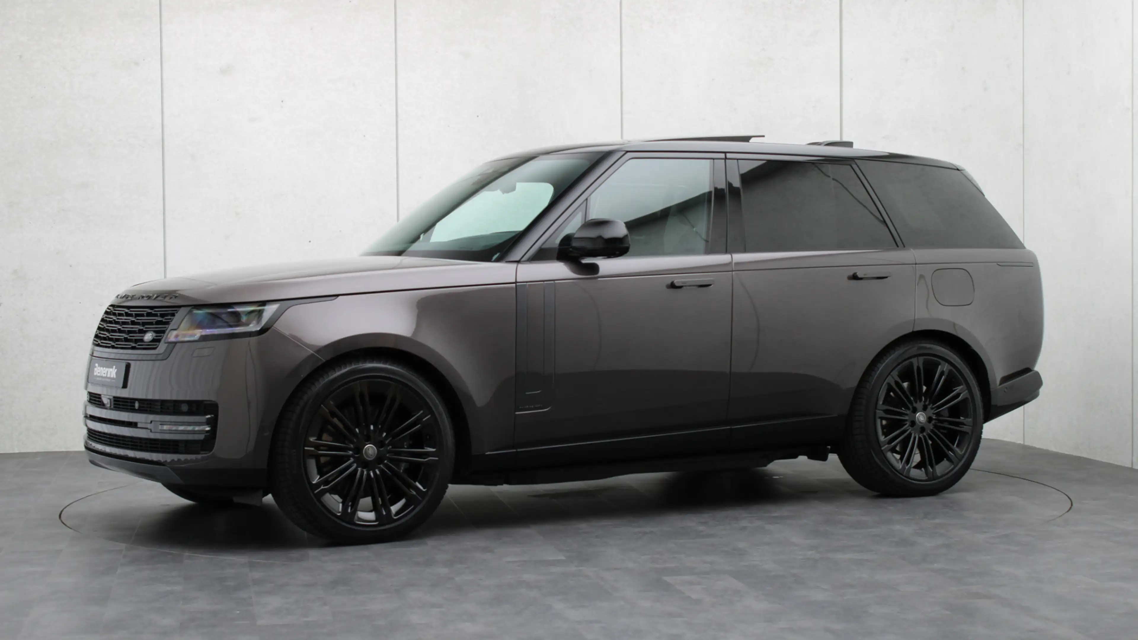 Land Rover Range Rover P550e Autobiography | Meridian Signature | Head-up — photo 38