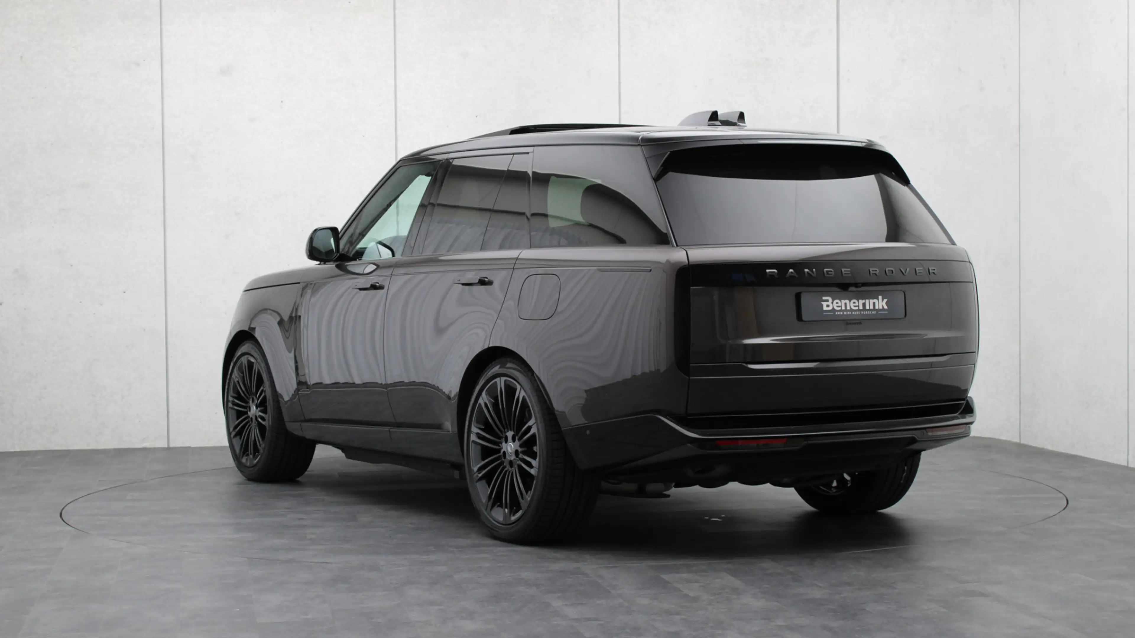 Land Rover Range Rover P550e Autobiography | Meridian Signature | Head-up — photo 3
