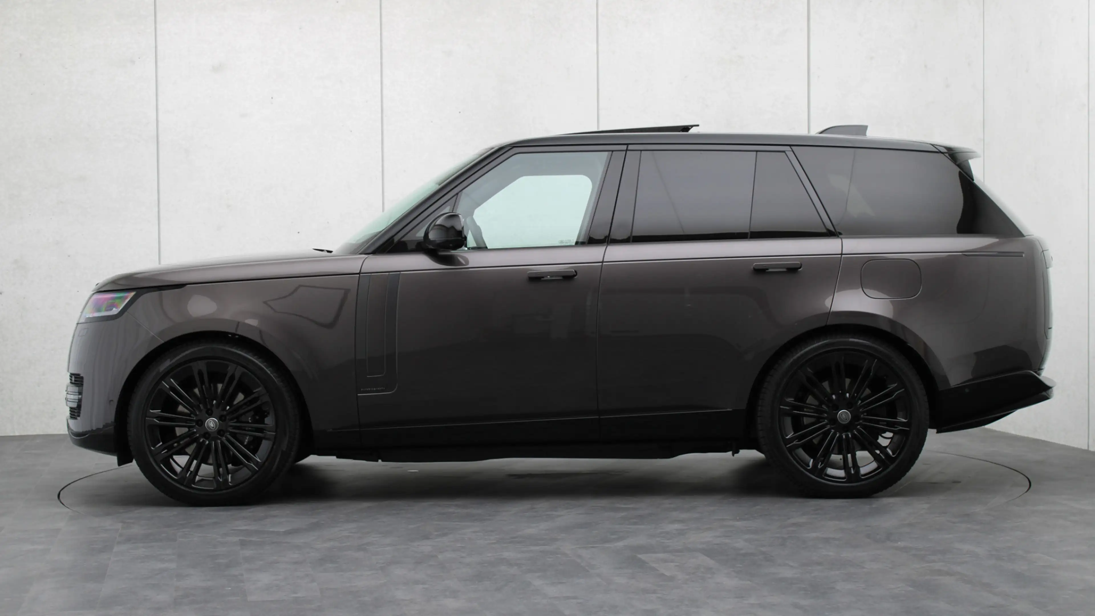 Land Rover Range Rover P550e Autobiography | Meridian Signature | Head-up — photo 2