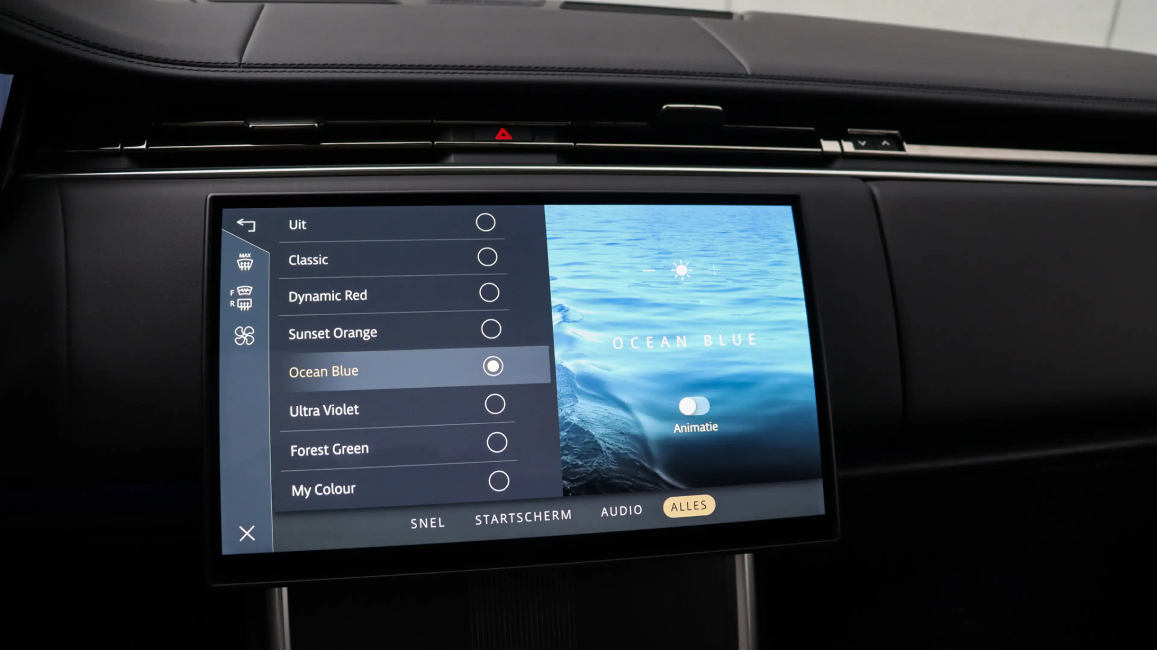 Land Rover Range Rover P550e Autobiography | Meridian Signature | Head-up — photo 28