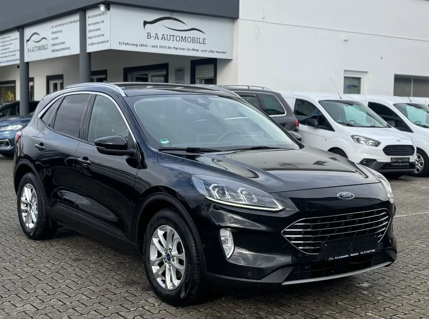 Ford Kuga Titanium X*Panoramdach*Leder*Kamera Schwarz - 1