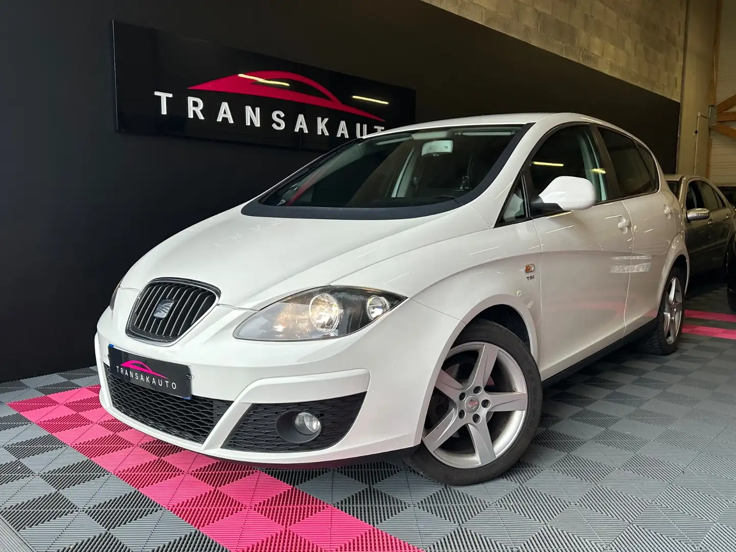 SEAT Altea Techside Weiß - 1