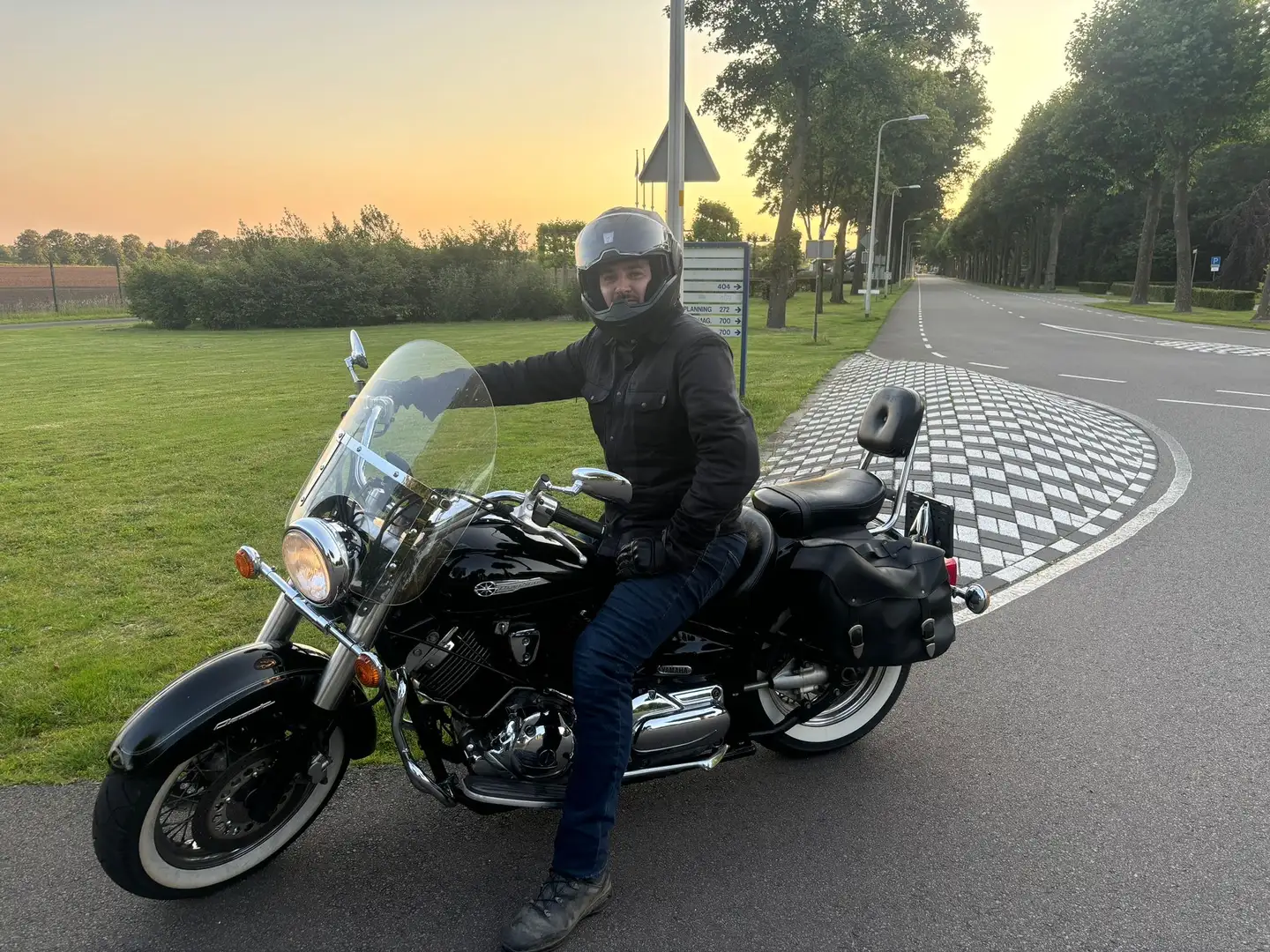 Yamaha XVS 1100 classic Noir - 1