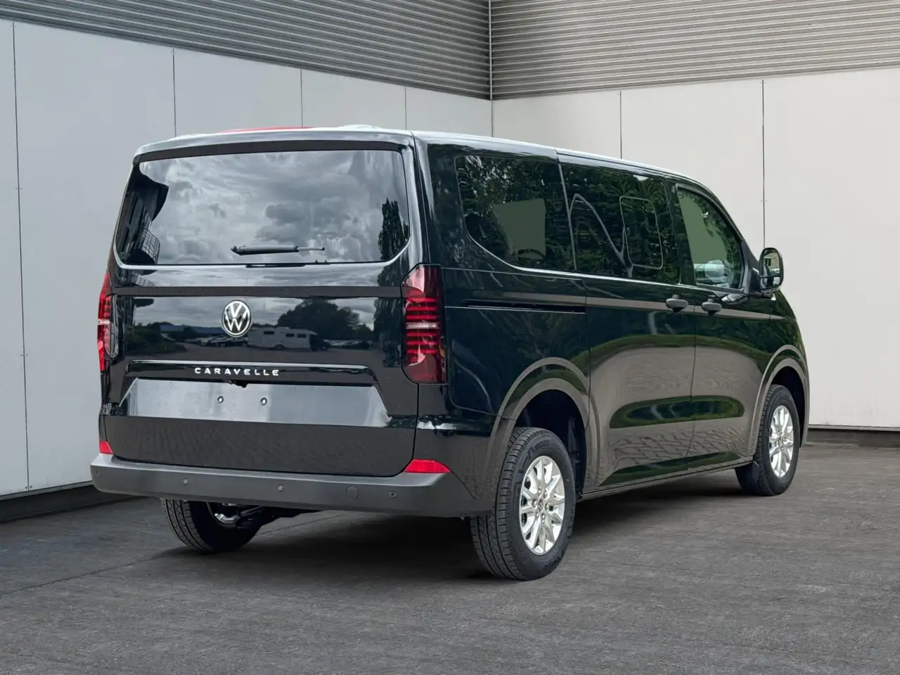 Volkswagen T7 Caravelle 2026 — фото 7