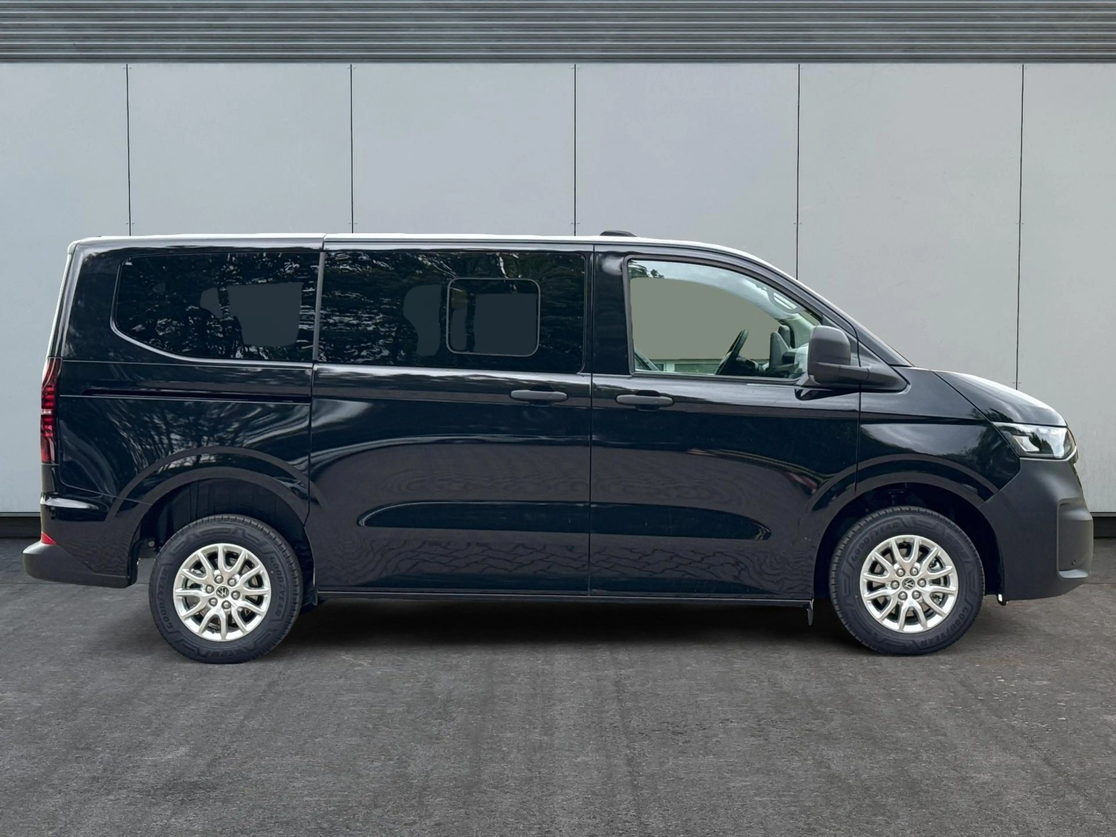 Volkswagen T7 Caravelle Basis KR 8-Sitzer+AHK+LED+KAM+PDC+SHZ+ALU+GJR 2... — photo 5