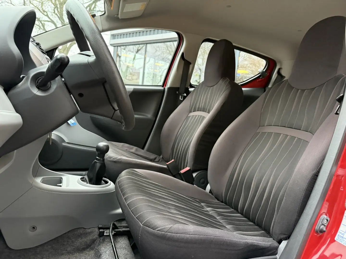 Nissan Pixo 1.0 Visia Rot - 2