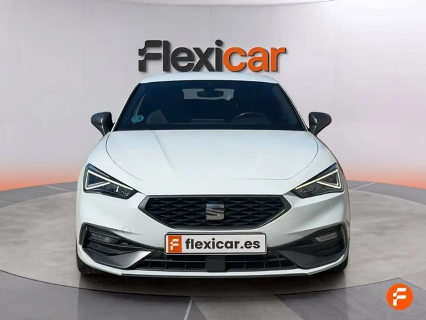 SEAT Leon 1.0 TSI S&S FR 25º Aniversario 110 Blanco - 2