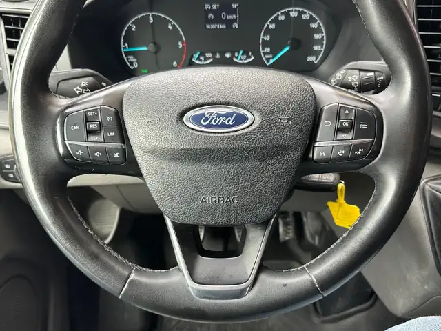 Ford Transit Custom view 15