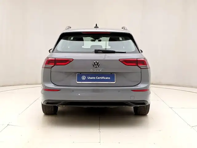 Volkswagen Golf view 5