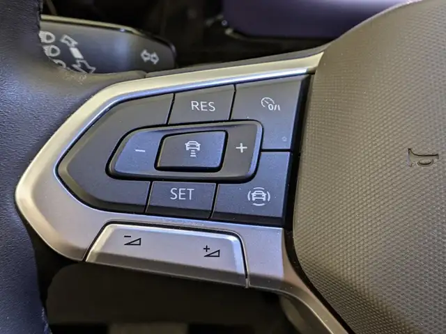 Volkswagen Golf view 10
