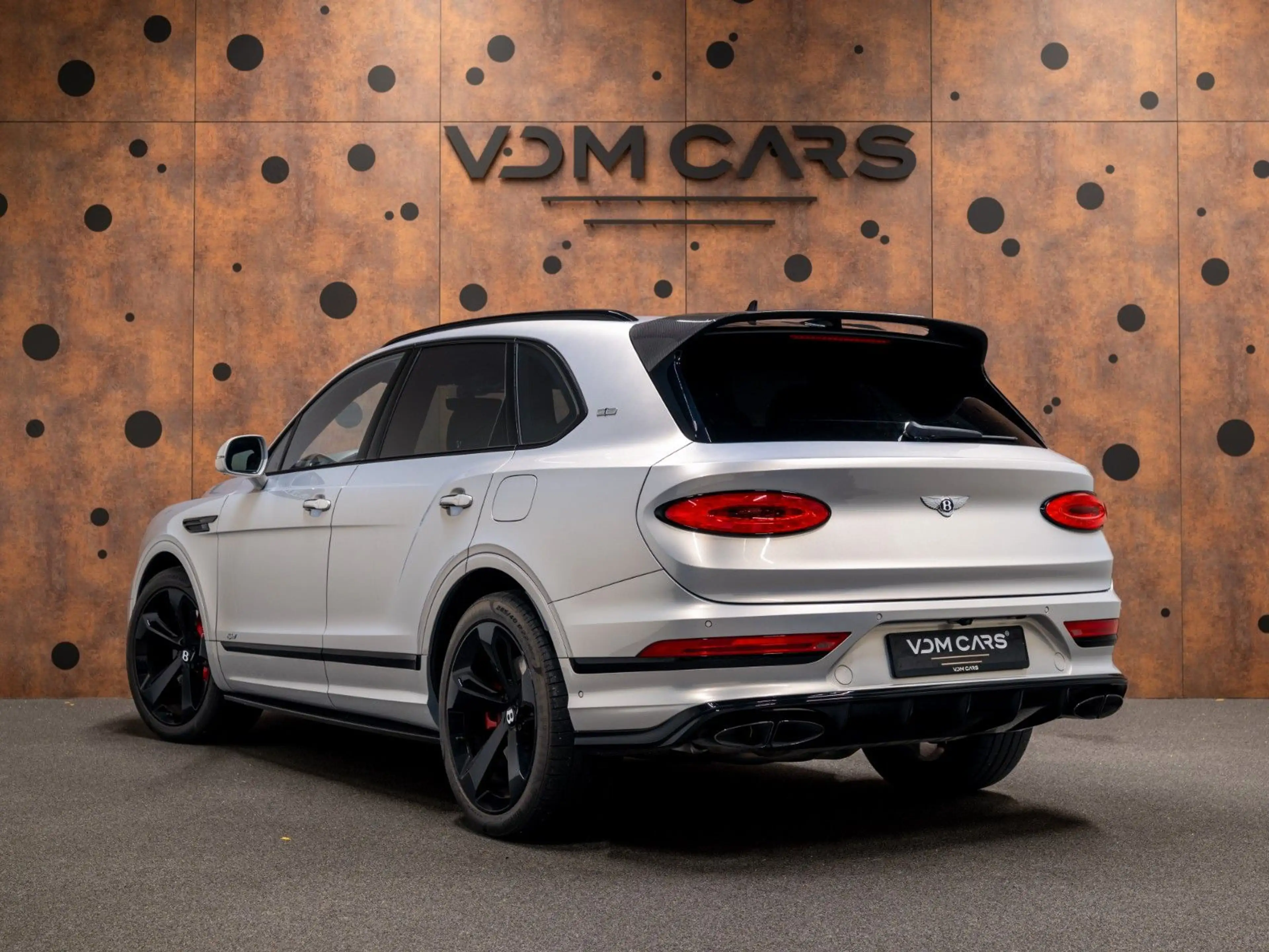 Bentley Bentayga 3.0 Hybrid 4WD*FIRST EDITION*NAIM* — photo 3