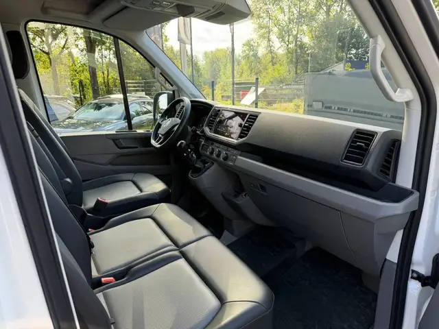 Volkswagen Crafter view 5