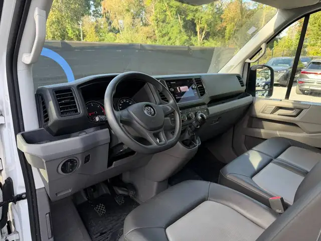 Volkswagen Crafter view 4