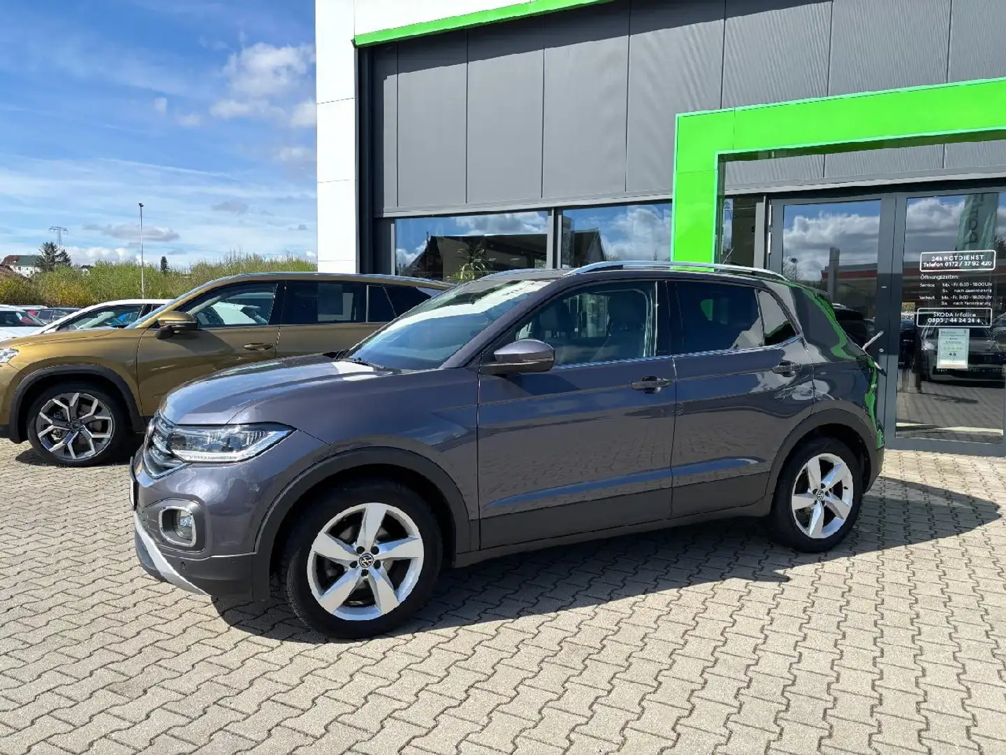 Volkswagen T-Cross Style 81 kW PDC*SHZ*Kamera* Gris - 2