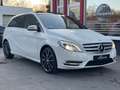 Mercedes-Benz B 220 d*EXCLUSIVE-PAKET*PANORAMA*KAMERA*LEDER* Weiß - thumbnail 2