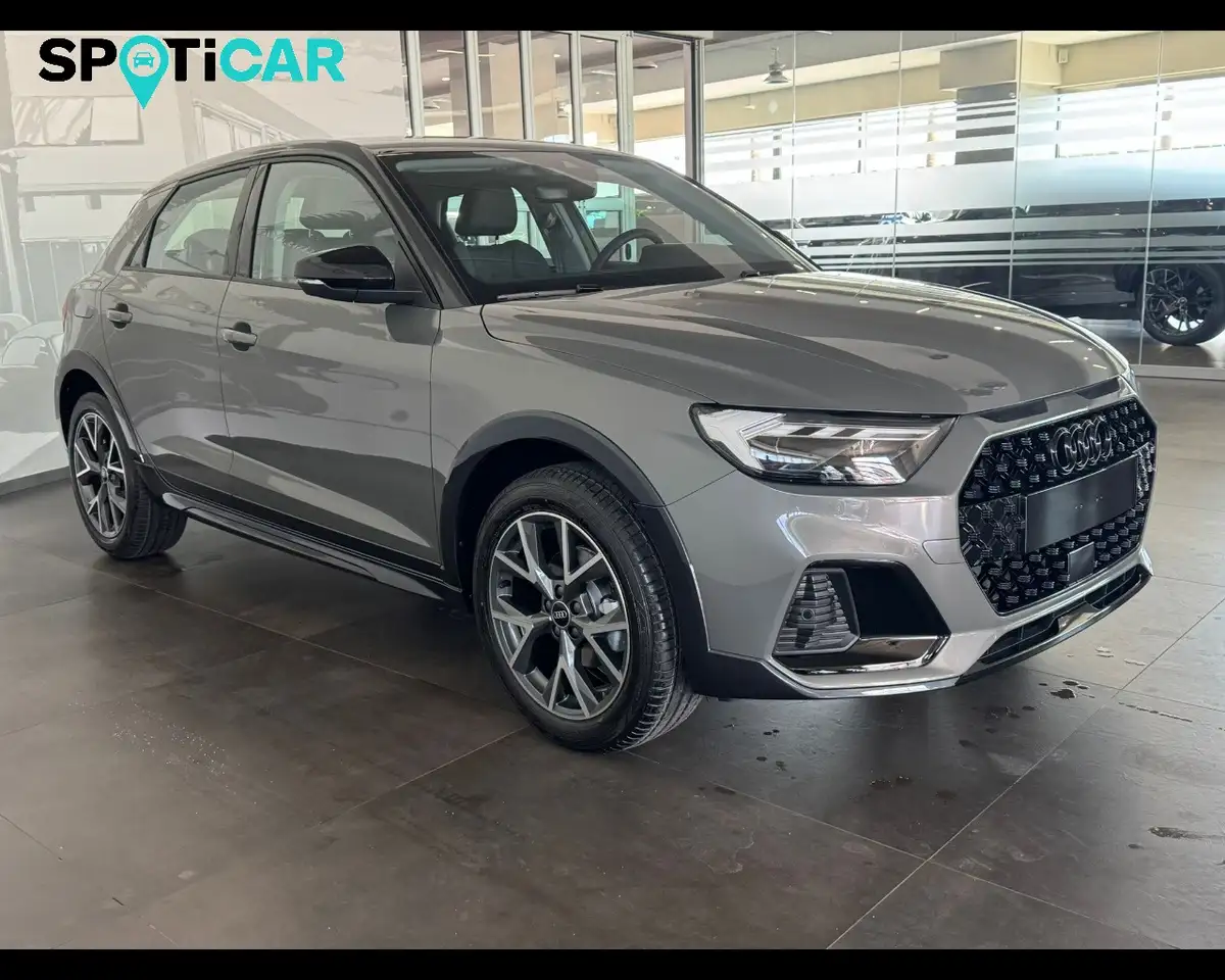 Audi A1 allstreet 30 1.0 tfsi Identity Contrast 116cv s tronic, миниатюра 3