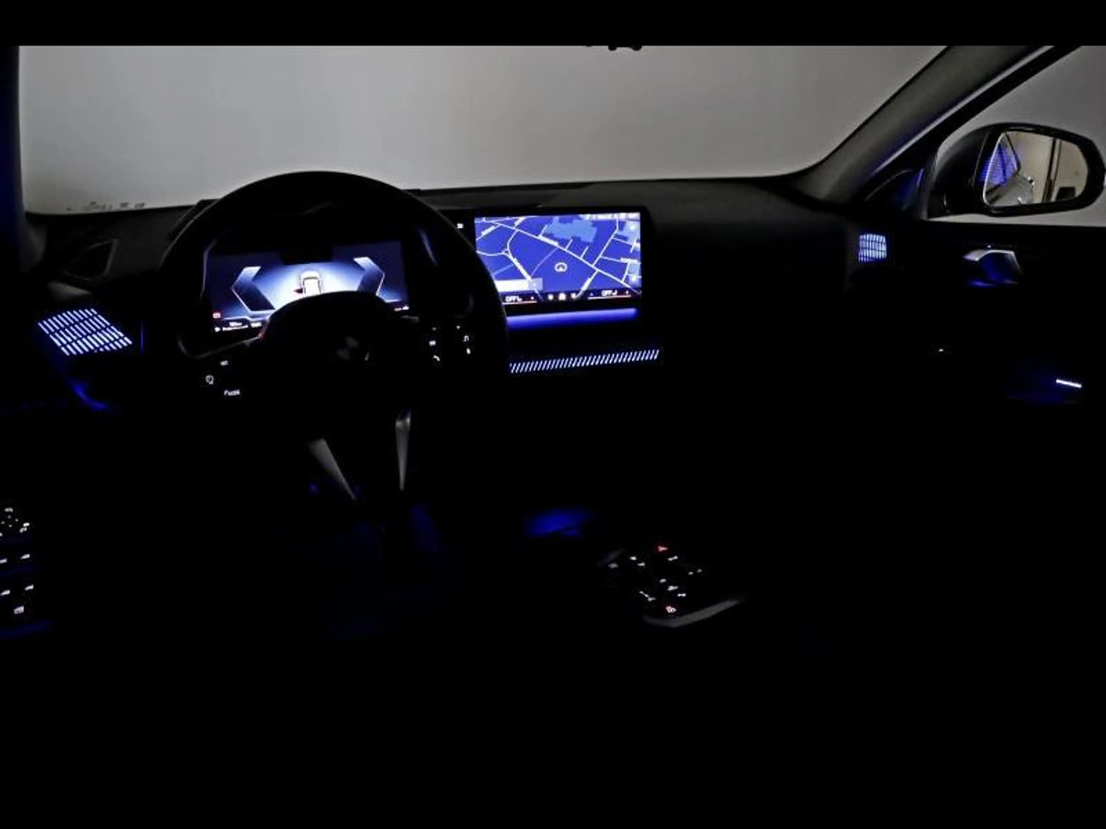 BMW 120 Hatch M Sport Design — photo 12