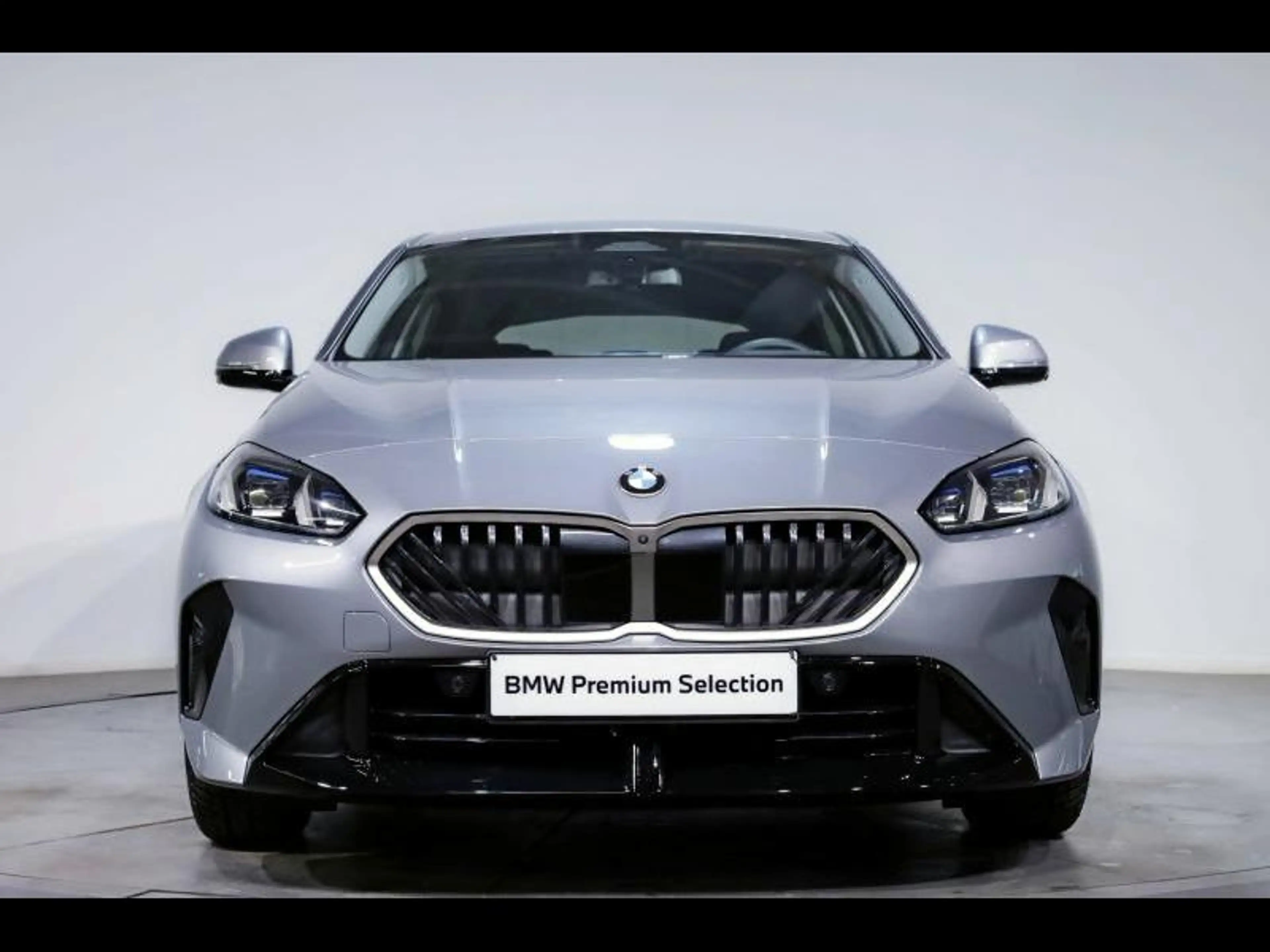 BMW 120 Hatch M Sport Design — photo 2
