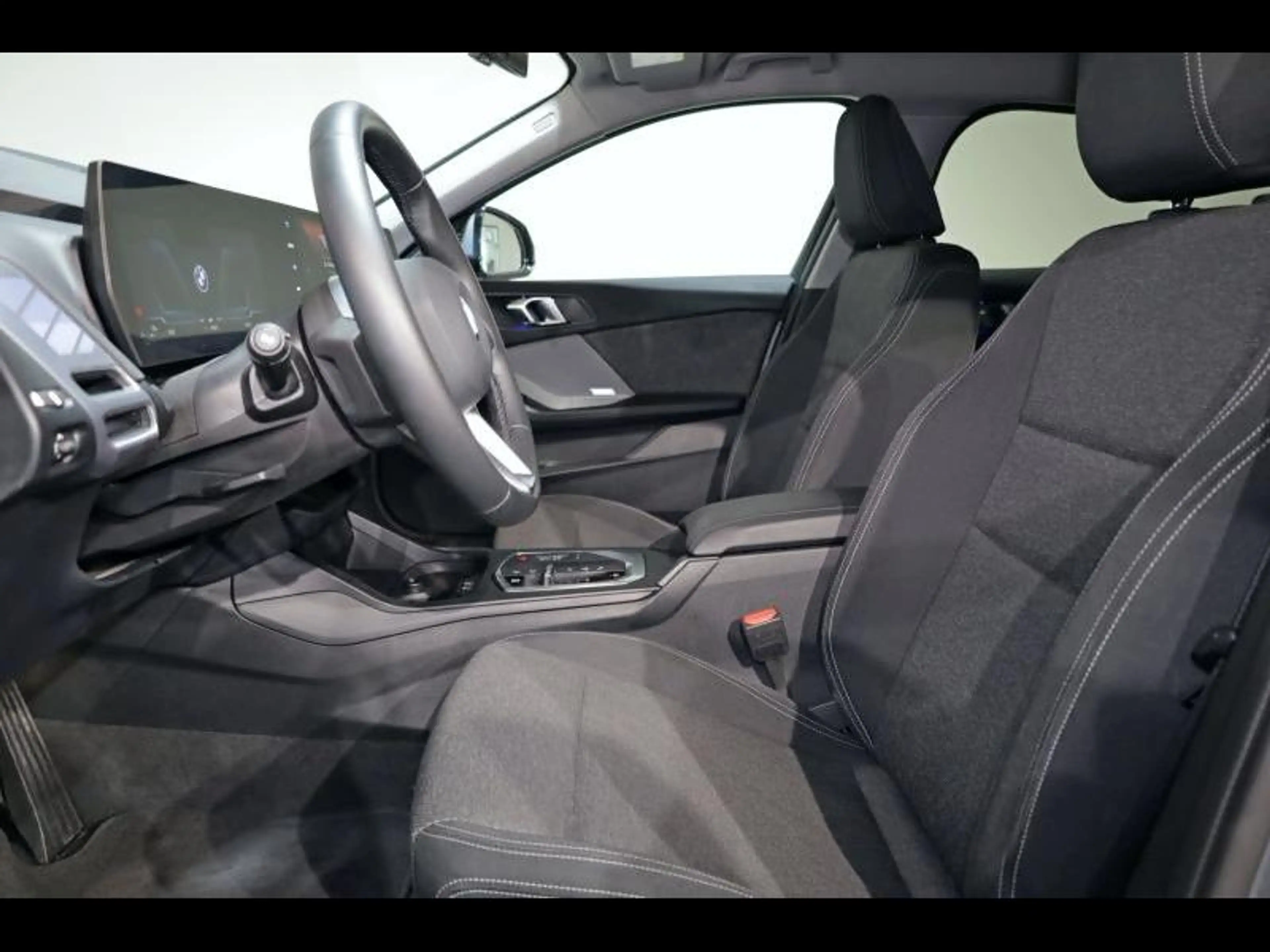 BMW 120 Hatch M Sport Design — photo 9